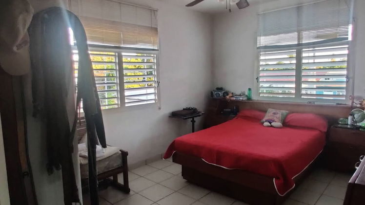 PENTHOUSE CAPITALISTA CON VISTA AL MAR, CERCANO A 9NA Y 94, PLAYA.