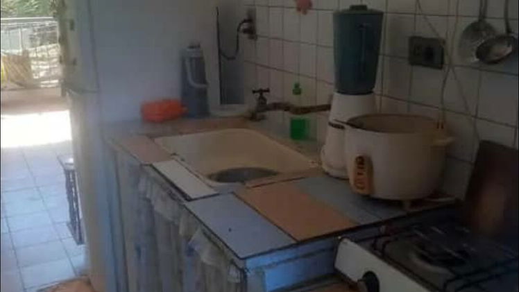 Apartamento en Alamar, 4to piso,1 cuarto,sala-comedor,balcón,cocina,baño,patio de servicio.33m cuadrados.