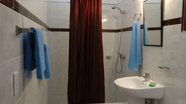 Alquilo Apartamento listo para negocio Vedado (78329032)
