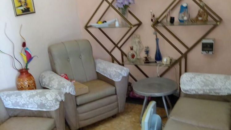 Casa Biplanta en Almendares
