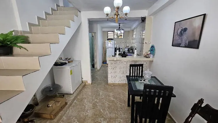 CASA EN EL VEDADO!!! UBICACIÓN PREMIUM!!!