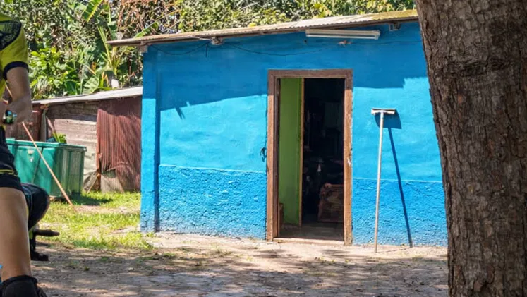 “Propiedad con documentos en regla y lista para traspaso inmediato.”