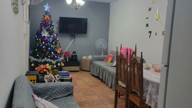 Vendo mi apartamento en 2do piso en el barrio de los inocentes por Santa Catalina y Primelles