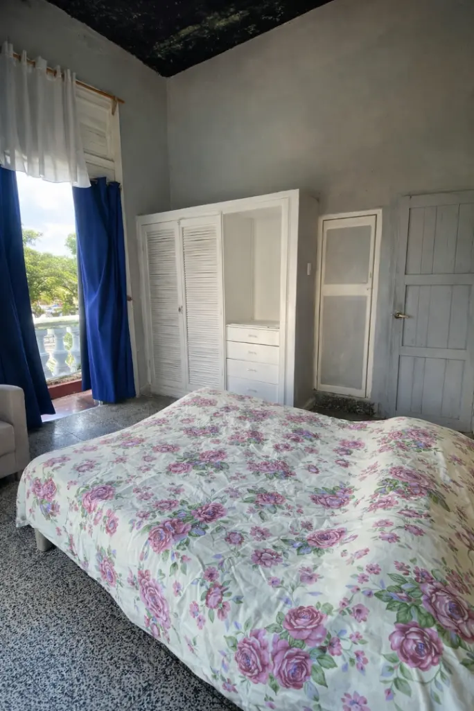 🏡  📍 Dirección: Calle 23 entre 8 y Montero Sánchez, Vedado, La Habana. — 6